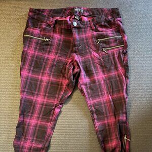 Torrid Size 16 Pink/Purple Plaid Jeggings with Zippers